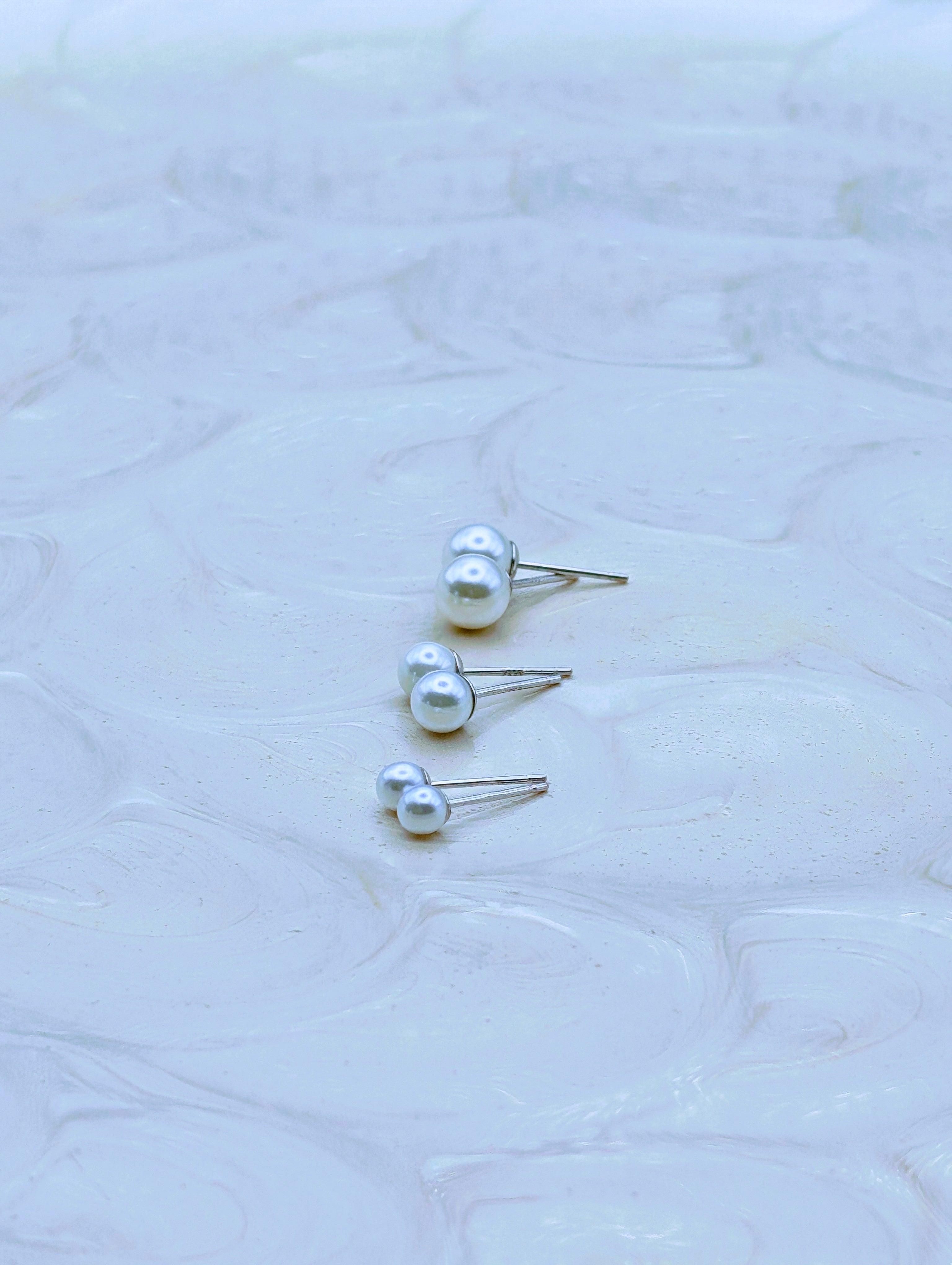 Earrings Stud Quenza